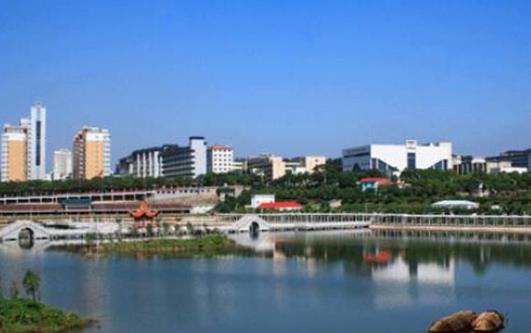 2、長(zhǎng)沙民政職業(yè)技術(shù)學(xué)院.jpg