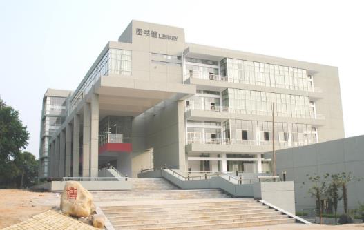 3、湖南鐵道職業(yè)技術(shù)學(xué)院.jpg
