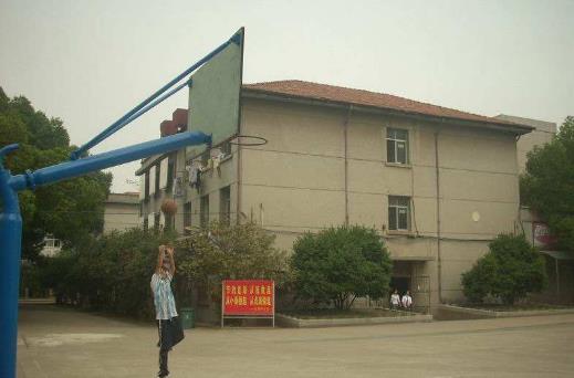 4ͨI(y)g(sh)W(xu)Ժ.jpg