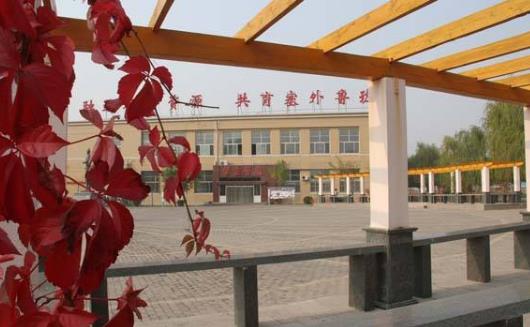 1、內(nèi)蒙古建筑職業(yè)技術(shù)學(xué)院.jpg