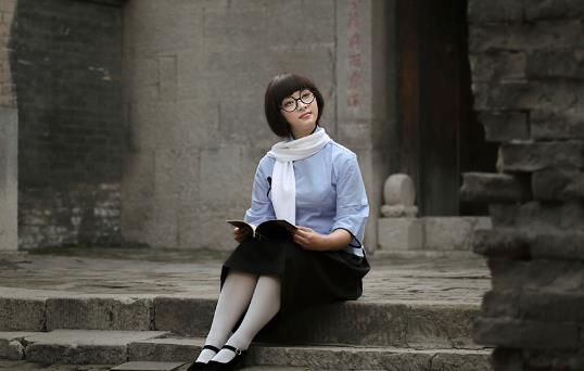 四、石評(píng)梅.jpg