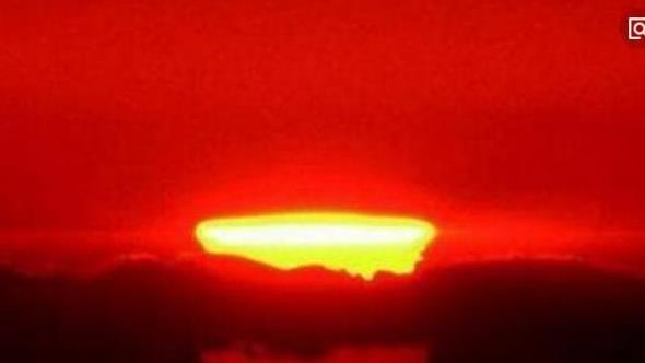九、兩個太陽同時墜落.jpg