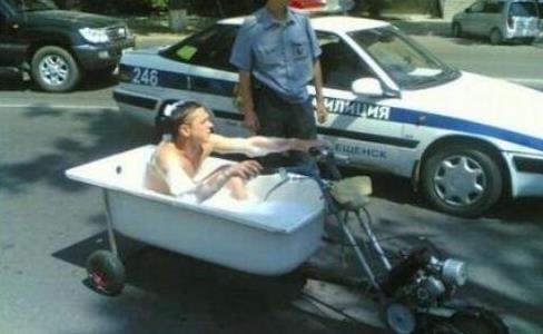 四、浴缸摩托車.jpg