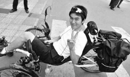 三、躺著騎的自行車.jpg