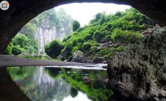 十、中國貴州黎平天生橋.jpg