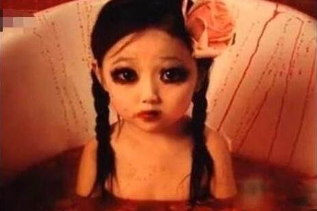 一、妹妹背著洋娃娃.jpg