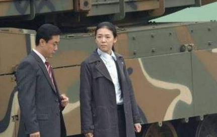 七、盧武鉉女保鏢:看起來蠻有味道.jpg