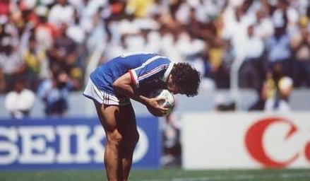 6、1982年世界杯--斯圖帕爾.jpg
