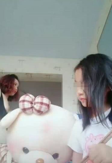 2、換衣門.jpg