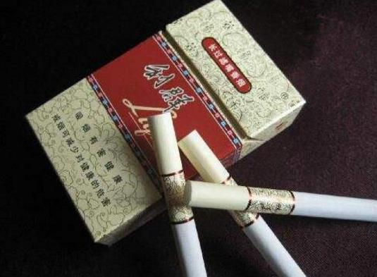 五、利群煙.jpg