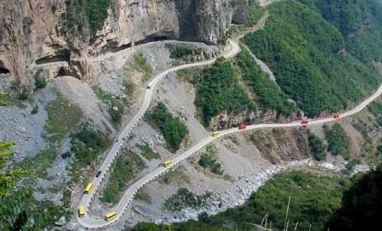 2、錫崖溝掛壁公路.jpg