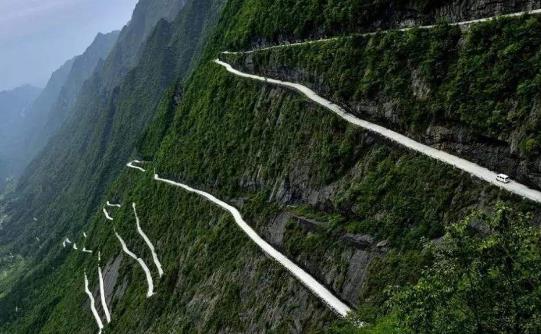 4、雙木掛壁公路.jpg