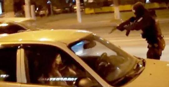 六、劫車求婚.jpg