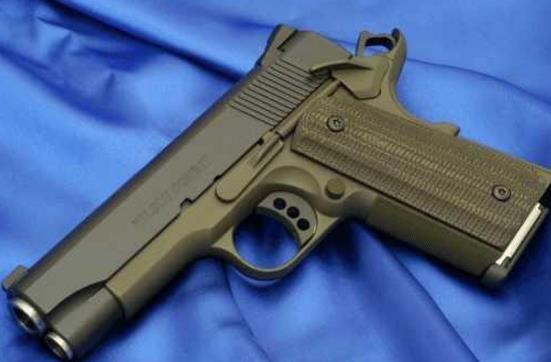 八、M1911A1式手槍.jpg