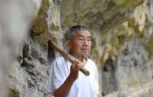 九、黃大發(fā).jpg