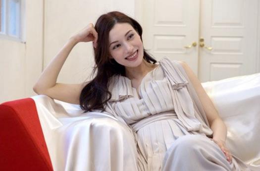 三、李嘉欣.jpg