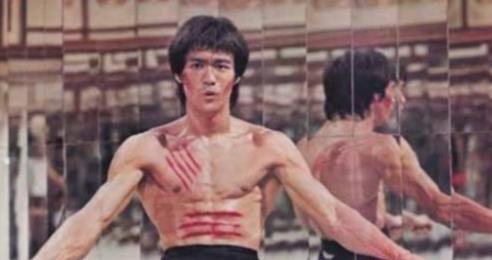 2、李小龍.jpg