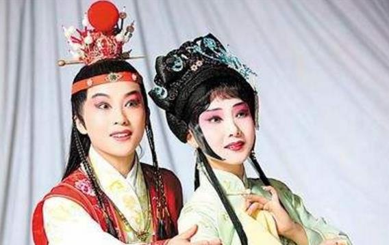 三、墻關(guān)馬上.jpg