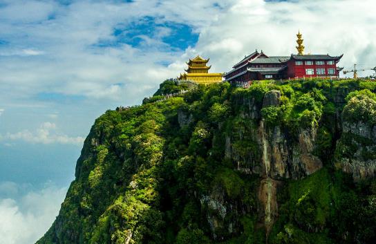 三、四川峨眉山.jpg