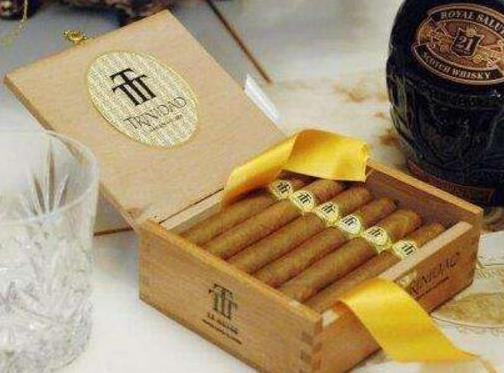 十大世界上最貴的煙排行榜,好彩特供煙66萬元一盒!