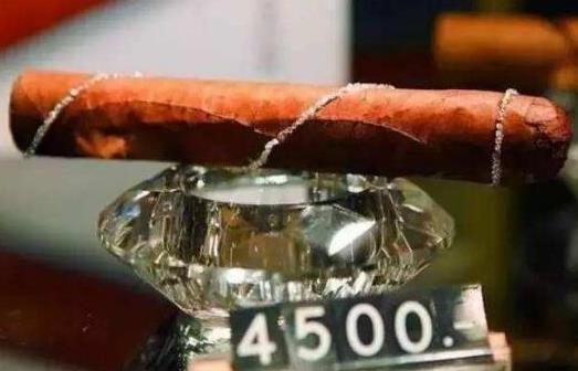 十大世界上最貴的煙排行榜,好彩特供煙66萬元一盒!