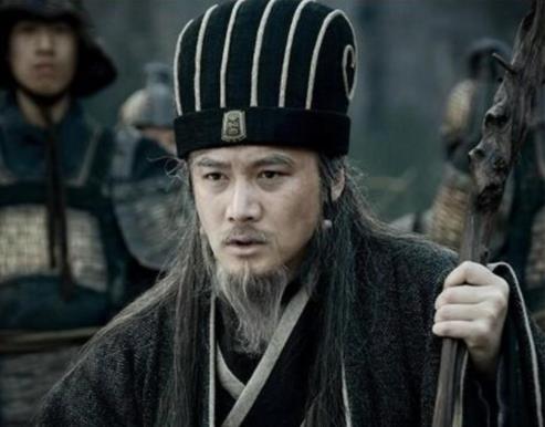 三國十大最強謀士排行榜,諸葛亮第六,郭嘉第一!