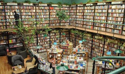 全球十大最佳書店排行榜,荷蘭馬斯特里赫特教堂書店有800年歷史