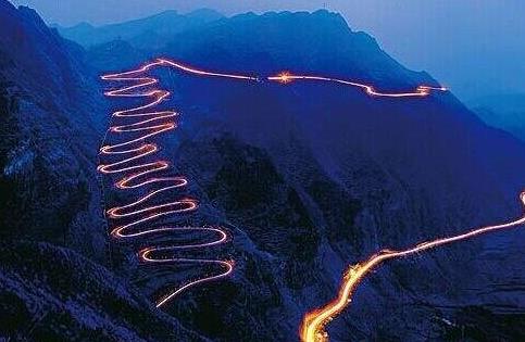 中國(guó)十大奇跡工程排行榜,杭州灣跨海大橋第一,掛壁公路第二