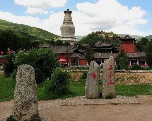 中國十大佛教名山排行榜,文殊道場(chǎng)五臺(tái)山聞名海內(nèi)外