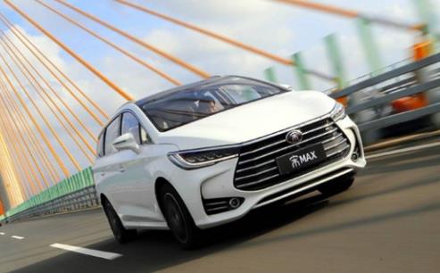 十大7座MPV商務(wù)車排行榜,別克GL8是陸上公務(wù)艙的頂級代表
