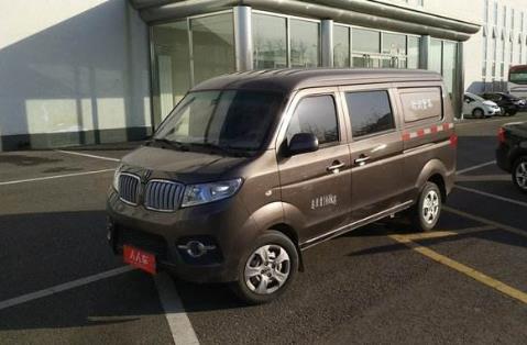十大面包車銷量排行榜,五菱榮光V價格低銷量最高