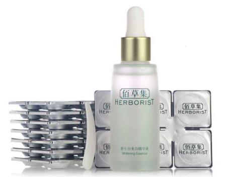 25歲適合用的面部精華排名,PARRS蜂毒面部精華乳、Nahla的產(chǎn)品不錯(cuò)