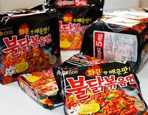全球十大最辣泡面排名,emart辣拉面、三養(yǎng)辣烤雞面辣得爽