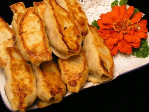 濟(jì)南必吃十大小吃排名,壇子肉肥而不膩,草包包子口感細(xì)膩