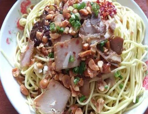 常德十大小吃排名,穿眼粑粑也叫油粑粑,煎米茶有特色
