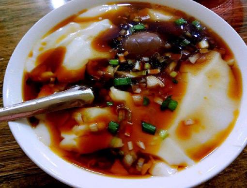聊城十大小吃排名,熏雞是傳統(tǒng)美食,呱嗒有兩百年歷史