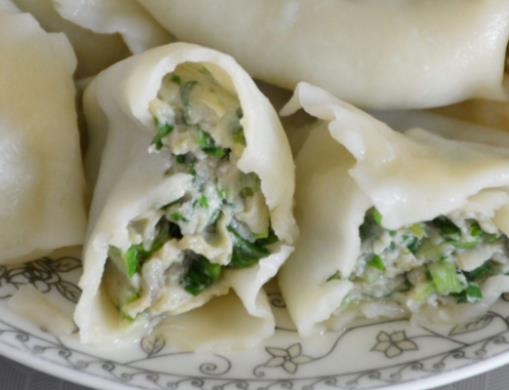 青島十大小吃排名,辣炒蛤蜊很獨(dú)特,烤小雞是青島傳統(tǒng)菜