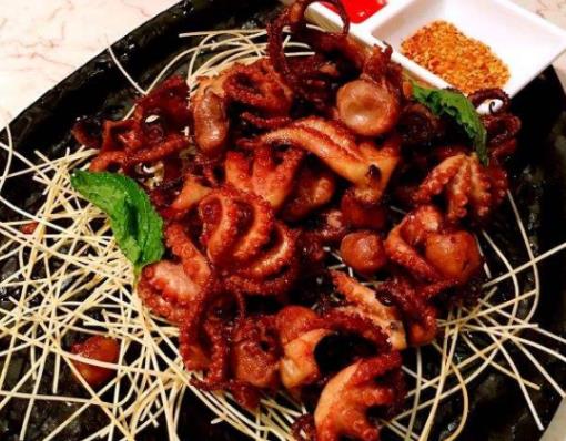 大連好吃的餐廳排名,品海樓值得品嘗,群英樓生意火爆