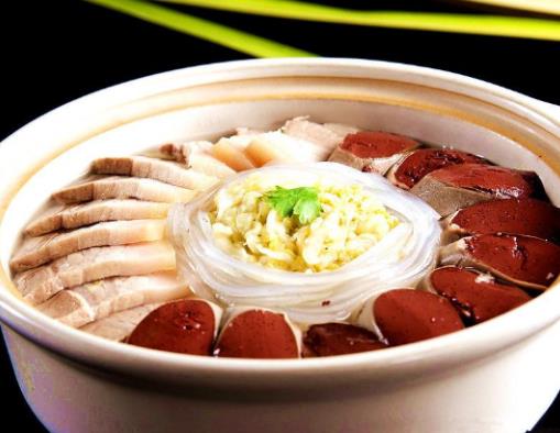 沈陽十大小吃排名,馬家燒麥?zhǔn)抢献痔?hào),沈陽回頭是清真食品