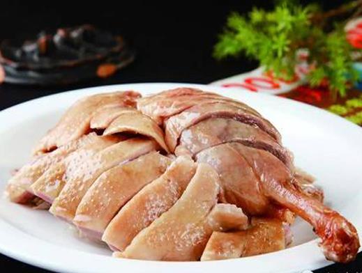 湛江十大名菜排名,八寶飯是婚宴主食,河唇魚頭湯適合學(xué)生
