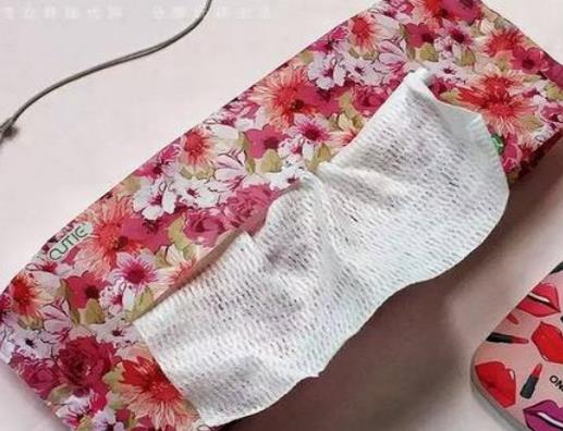 一次性洗臉巾品牌排名,美麗工匠抽取式洗臉巾質(zhì)地輕薄