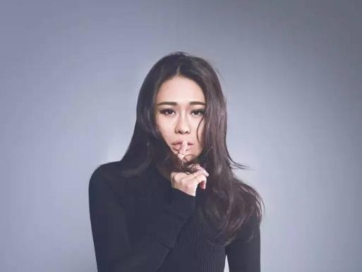 2021年度十大金曲排行榜,《愛(ài)你3000》《不虧不欠》深受聽(tīng)眾喜愛(ài)