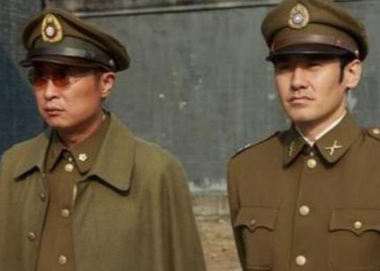 中國十大經(jīng)典諜戰(zhàn)劇排名,無悔追蹤可觀可感、潛伏是民國題材諜戰(zhàn)劇