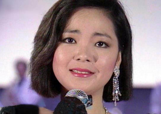 日本五大國寶級(jí)歌姬,美空云雀經(jīng)典作品多、坂本冬美非常漂亮