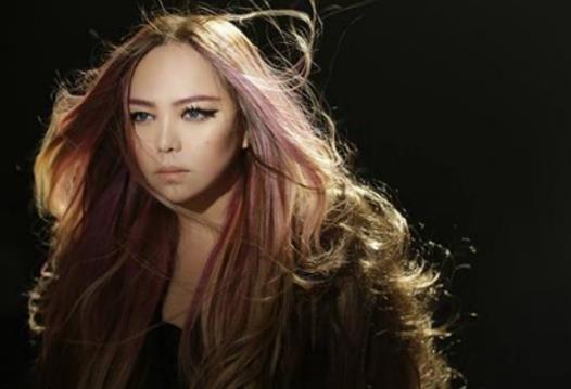 十大華人女歌手排行榜,王菲是實(shí)力派歌手、林憶蓮受人矚目
