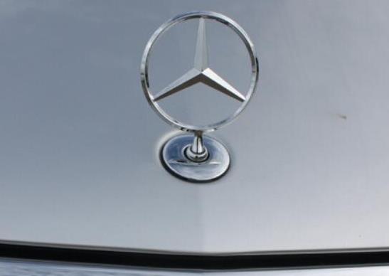 明星最喜歡的豪車品牌排行榜,勞斯萊斯車型經(jīng)典、阿斯頓馬丁人氣高