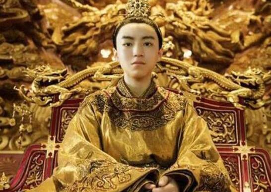 中國(guó)在位時(shí)間最久的皇帝,愛(ài)新覺(jué)羅·玄燁、愛(ài)新覺(jué)羅·弘歷在位時(shí)間都很長(zhǎng)