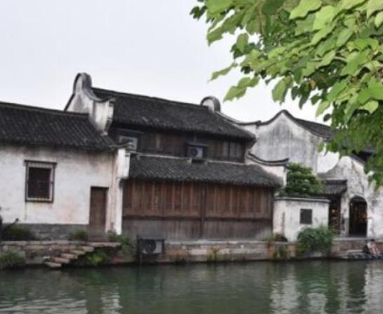 中國(guó)十大著名古鎮(zhèn)排行榜,周莊古鎮(zhèn)、同里古鎮(zhèn)文化底蘊(yùn)深厚