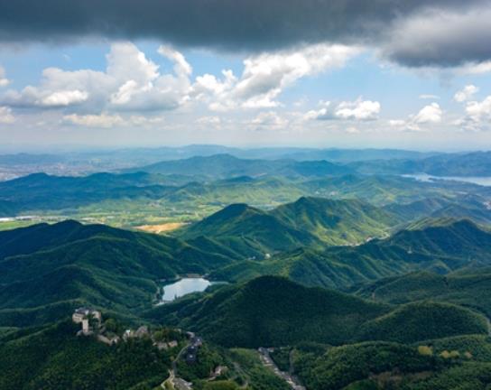 湖州市十大賞花景點排行榜,安吉中南百草園、長興城山溝景區(qū)歷史悠久