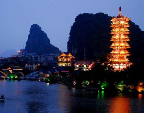 廣西旅游必去十大景點(diǎn)排名,桂林山水甲天下、漓江被稱為百里畫廊